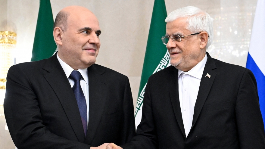 Nga và Iran bàn về hợp tác kinh tế - an ninh bên lề Hội nghị SCO